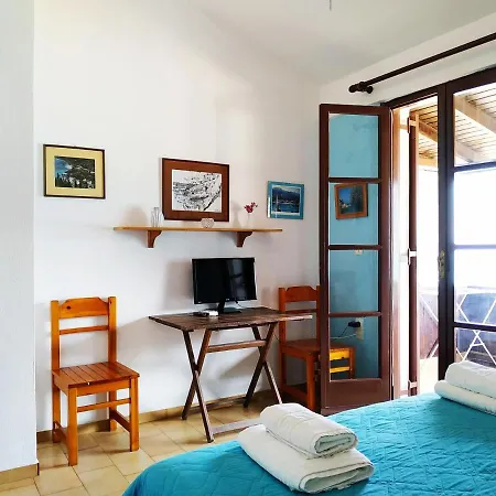 Apartament Fetsis *