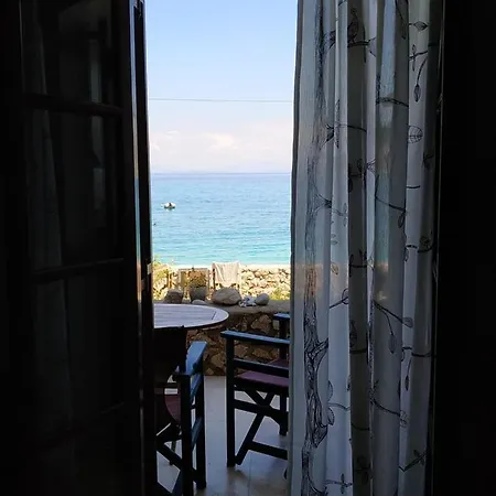 Fetsis Apartman Áyios Nikítas